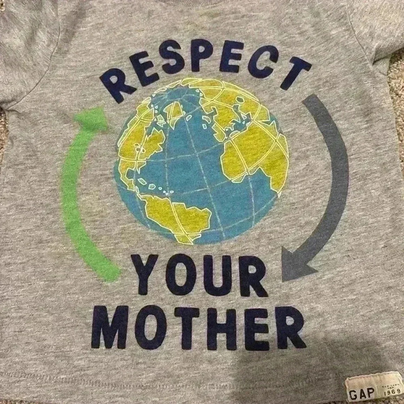 Gap Respect Your Mother tee - Picture 2 of 3